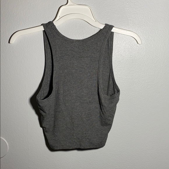 Grey cropped low cut tank top - Picture 2 of 2